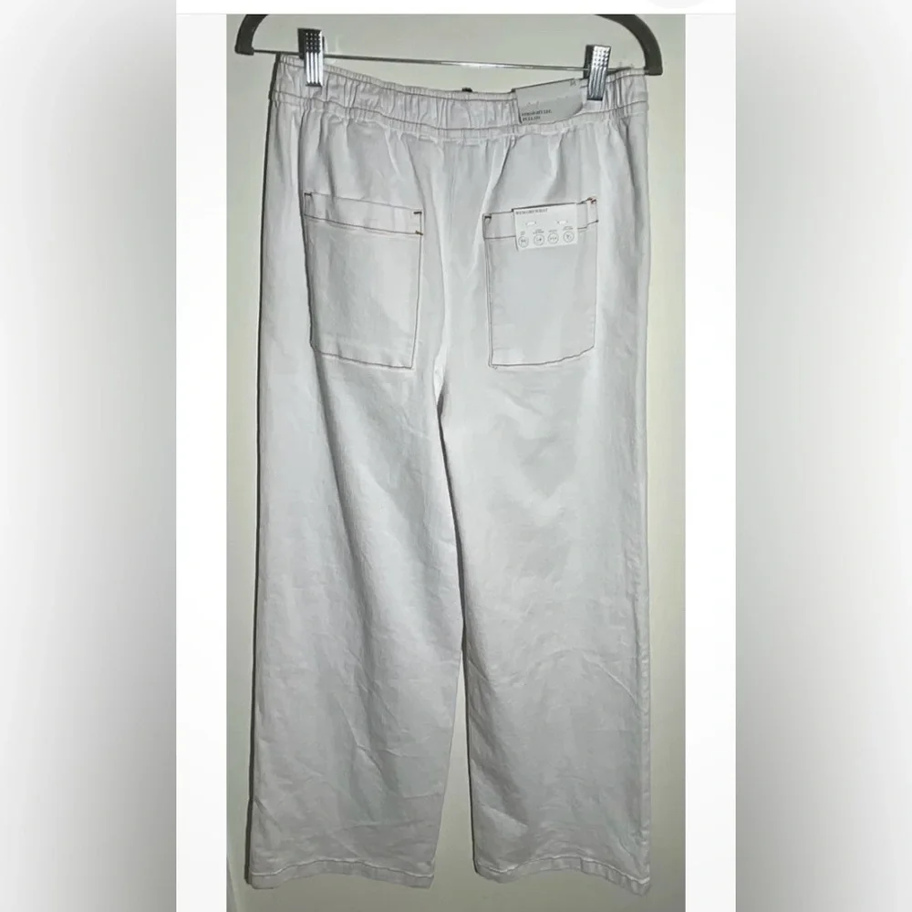 WeWoreWhat White Straight Leg Pull On Jeans